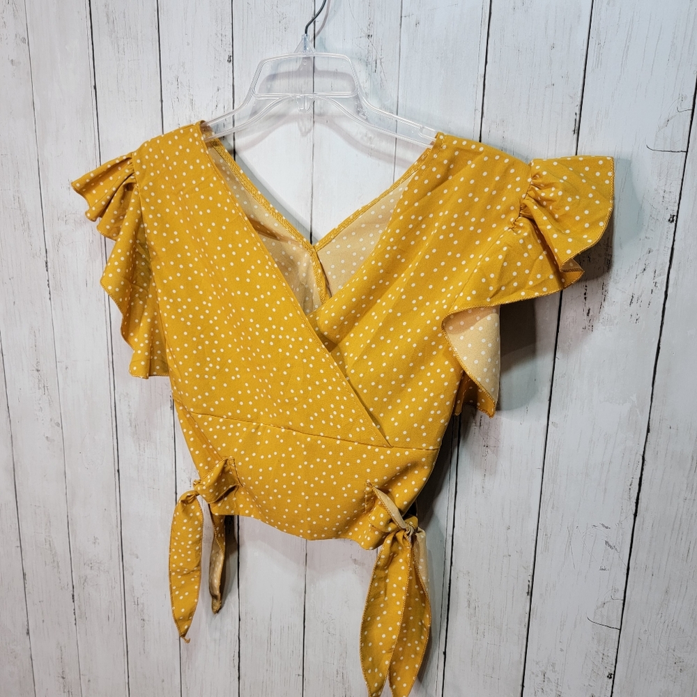 New! Blanche Mustard Yellow Flutter Sleeve Cropped Blouse Shirt Size M/L. - Picture 2 of 5